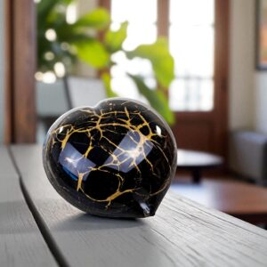 Heart Urn | Black & Gold | 100ml